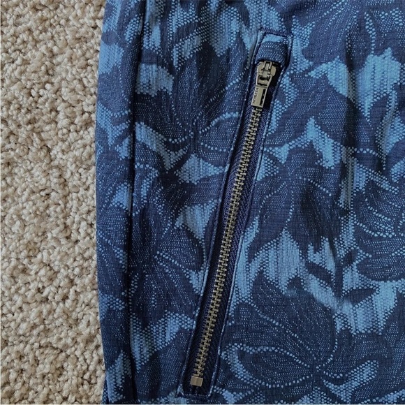 Athleta Trekkie North Printed Jogger Pants - Women's Plus Sz 22 Navy floral - Picture 7 of 12